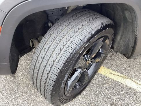 Certified 2022 Jeep Grand Cherokee Altitude image 20