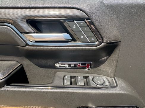 Used 2024 GMC Sierra 1500 AT4 w/ Technology Package AWD/4WD image 27