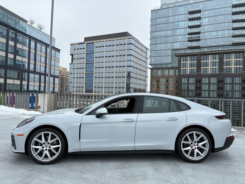 New 2026 Porsche Panamera image 2