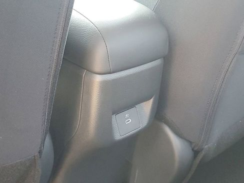 New 2025 Nissan Versa SV w/ Trunk Package image 25