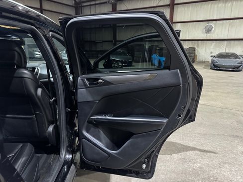 Used 2019 Lincoln MKC Premiere image 20