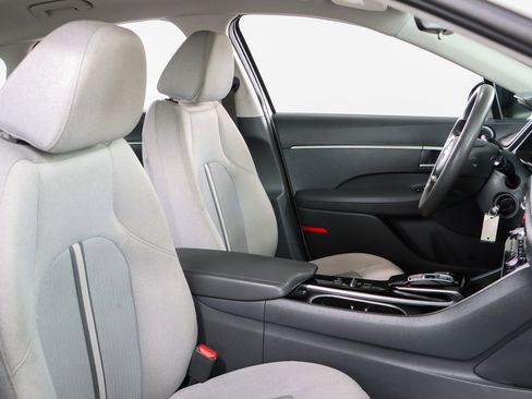 Used 2021 Hyundai Sonata SE FWD image 26