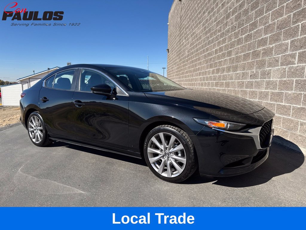 Used 2022 MAZDA MAZDA3 s FWD image 1