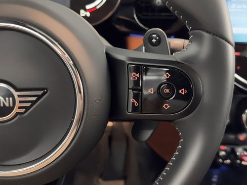 Used 2023 MINI Cooper S image 22