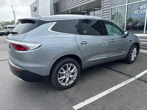 Used 2023 Buick Enclave Essence w/ Experience Buick Package AWD/4WD image 3