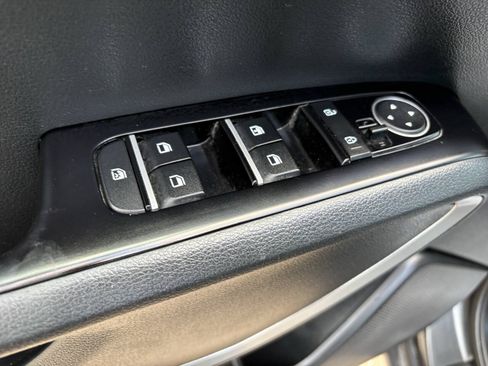 Used 2021 Kia Soul LX FWD image 18