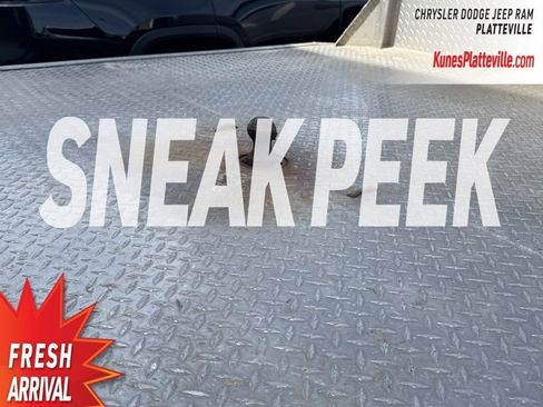 Used 2015 RAM 3500 Tradesman w/ Chrome Appearance Group image 12