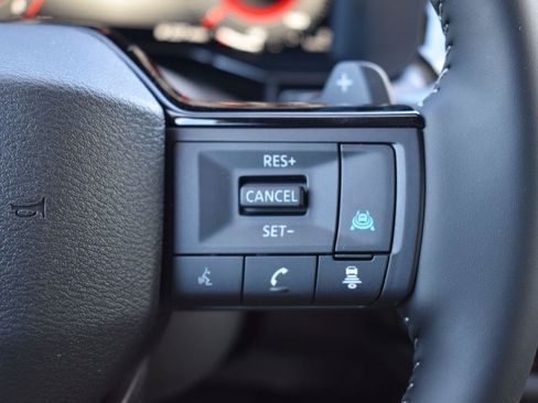 New 2026 Nissan Pathfinder Platinum w/ Accent Package FWD image 38