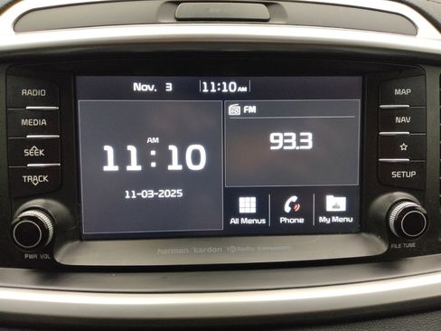 Used 2019 Kia Sorento EX w/ EX Touring Package image 25