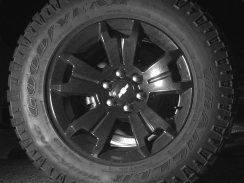 Used 2022 Chevrolet Colorado Z71 w/ Z71 Midnight Edition image 11