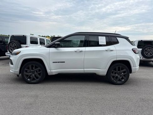 Used 2025 Jeep Compass Limited w/ Driver Assist Group I AWD/4WD image 6