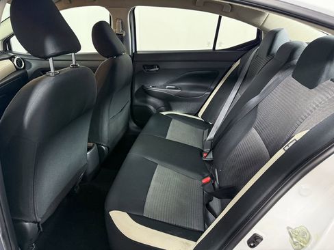 Used 2021 Nissan Versa SV image 27