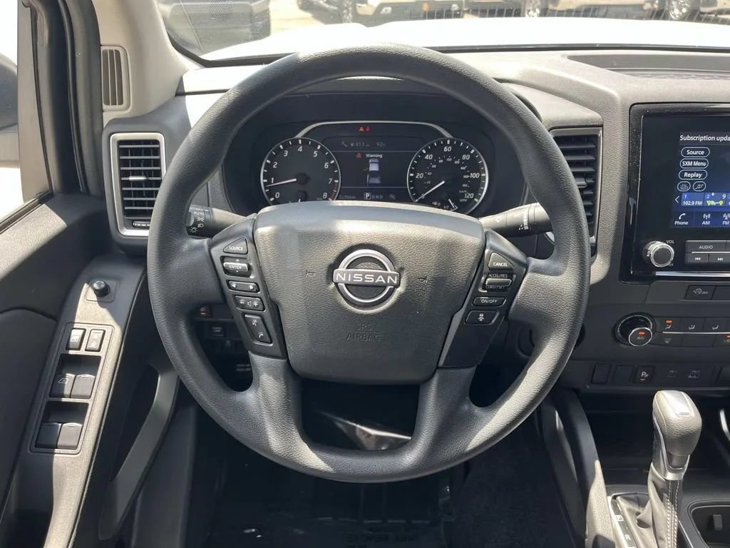 Used 2024 Nissan Frontier SV w/ Technology Package RWD image 12