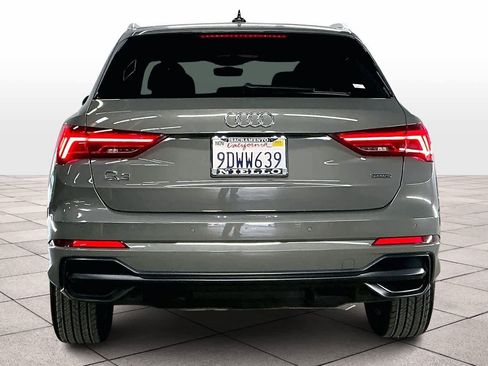Used 2022 Audi Q3 2.0T Premium w/ Convenience Package image 7
