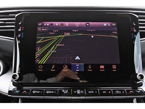 Used 2024 Jeep Wagoneer Series II AWD/4WD image 29
