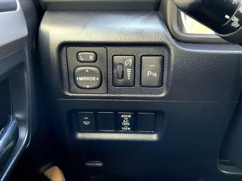 Used 2018 Toyota 4Runner Limited RWD image 34