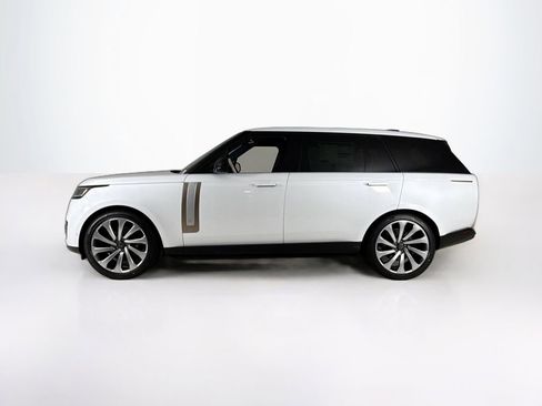 New 2026 Land Rover Range Rover SV AWD/4WD image 2