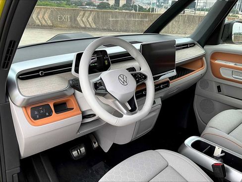 New 2025 Volkswagen ID. Buzz 1st Edition image 8