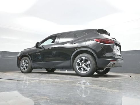 Used 2025 Chevrolet Blazer LT FWD image 52