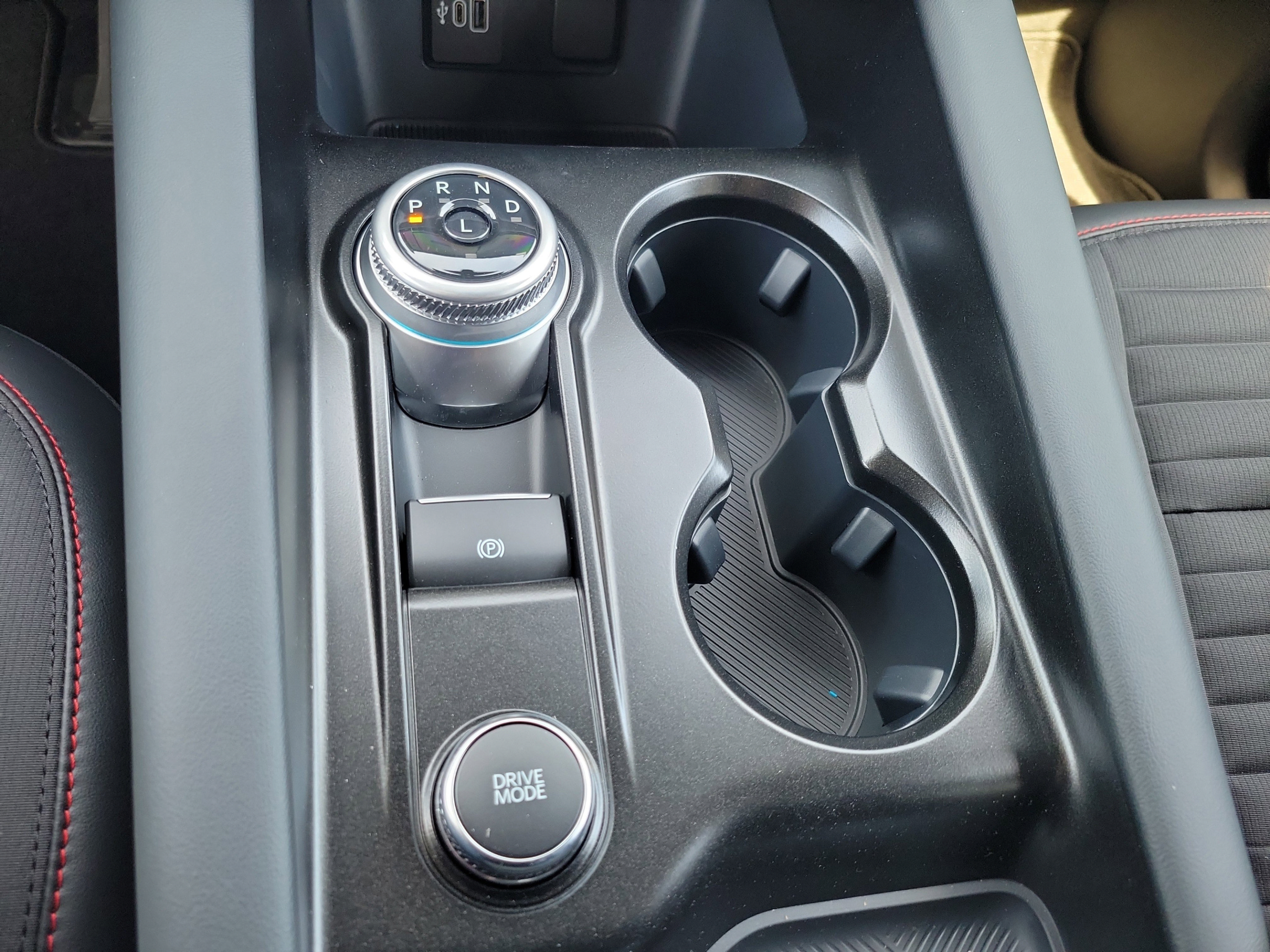 New 2026 Ford Explorer ST-Line w/ ST-Line Street Pack RWD image 20