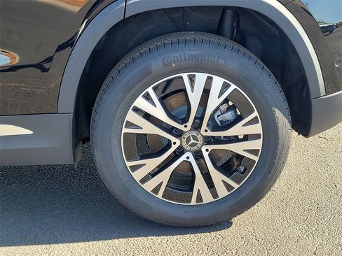 New 2025 Mercedes-Benz GLA 250 image 10