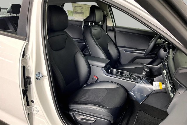 New 2026 Kia K4 EX FWD image 11