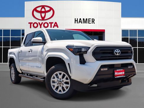 New 2026 Toyota Tacoma SR5 RWD image 1