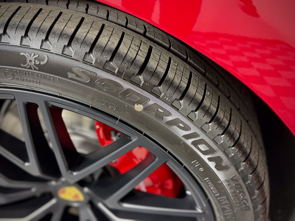 New 2026 Porsche Macan GTS AWD/4WD image 14