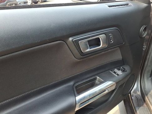 Used 2023 Ford Mustang GT RWD image 5