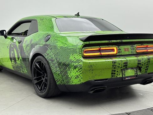 Used 2021 Dodge Challenger SRT Hellcat RWD image 5