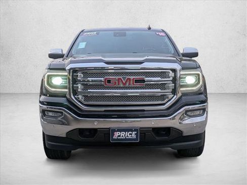 Used 2018 GMC Sierra 1500 SLT image 2