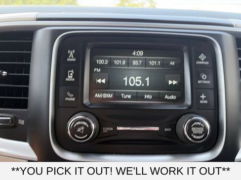 Used 2017 RAM 1500 Classic SLT RWD image 13
