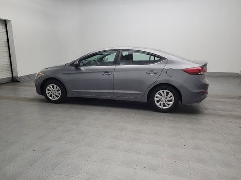 Used 2018 Hyundai Elantra SE FWD image 3
