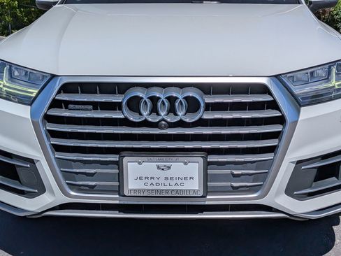 Used 2018 Audi Q7 3.0T Premium Plus w/ Premium Plus Package AWD/4WD image 9