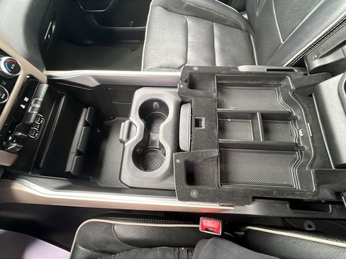 Used 2019 RAM 1500 Laramie image 13