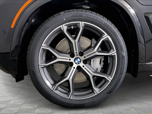 New 2026 BMW X5 xDrive50e AWD/4WD image 16