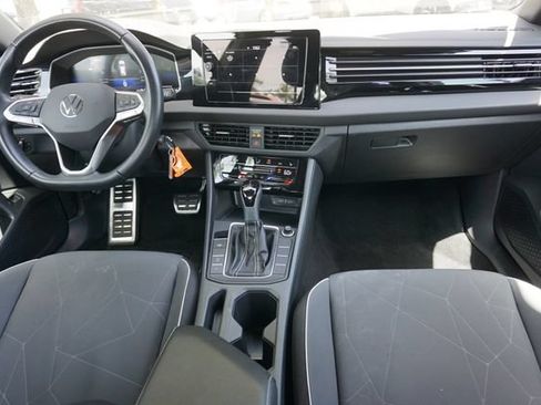 Used 2025 Volkswagen Jetta Sport FWD image 6