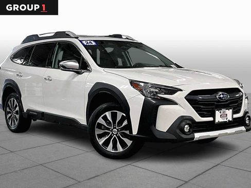 Used 2024 Subaru Outback Touring XT image 3