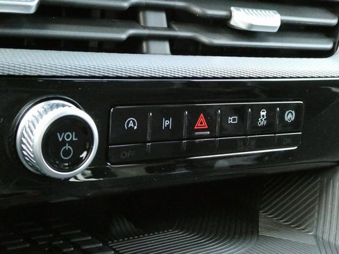 New 2025 Ford Explorer ST image 15