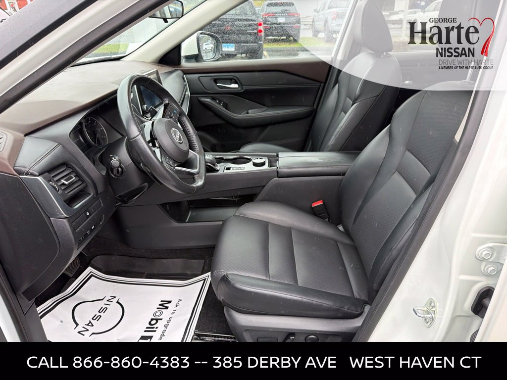 Certified 2023 Nissan Rogue SV w/ SV Premium B Package AWD/4WD image 11