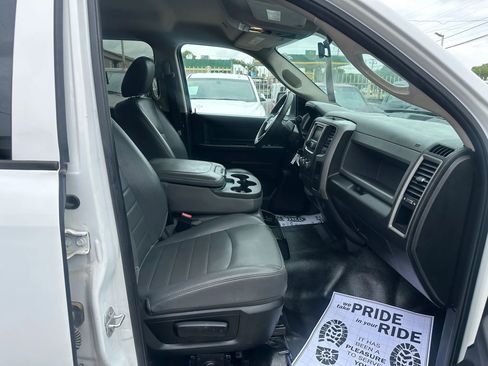 Used 2018 RAM 2500 Tradesman RWD image 13