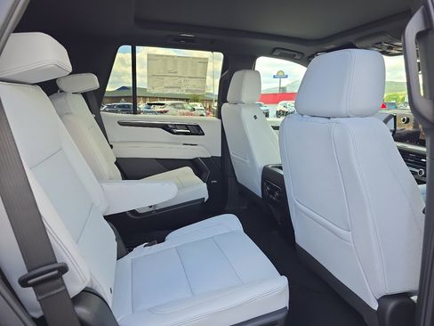 New 2026 Chevrolet Tahoe Premier w/ Sun And Tow Package AWD/4WD image 27
