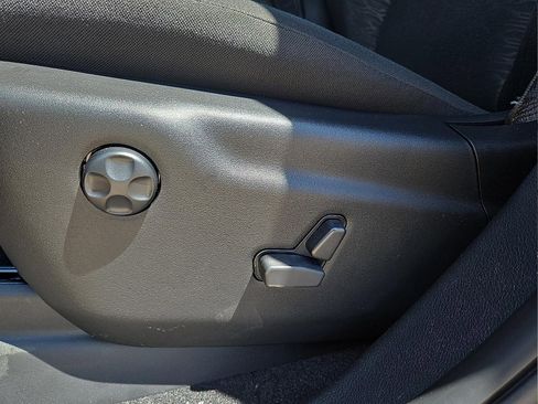 New 2024 Dodge Durango SXT w/ SXT Blacktop Group image 15