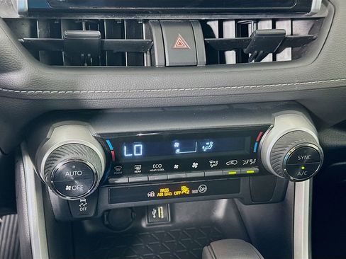 Certified 2023 Toyota RAV4 LE AWD/4WD image 16