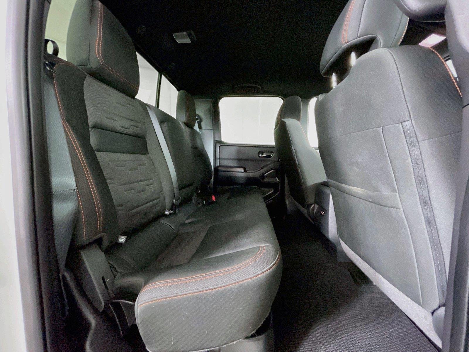 Used 2025 Nissan Frontier PRO-4X AWD/4WD image 27