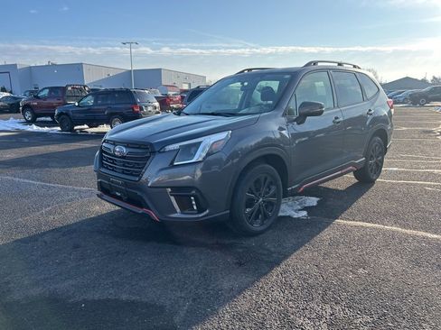 Used 2023 Subaru Forester Sport image 4