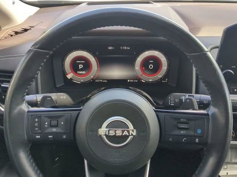 Used 2022 Nissan Rogue Platinum w/ Head-Up Display Package image 33