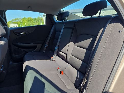 Used 2023 Chevrolet Malibu LT image 26