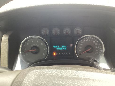 Used 2010 Ford F150 XLT image 17