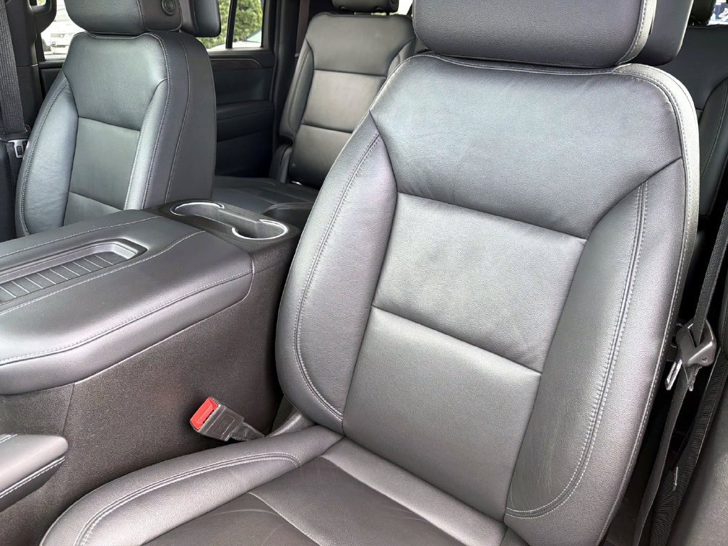 Used 2021 Chevrolet Suburban Z71 w/ Rear Media and Nav Package AWD/4WD image 19